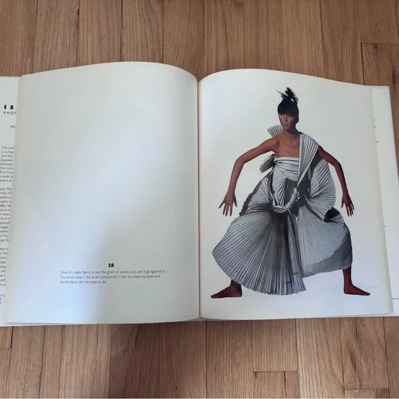 NWT ISSEY MIYAKE Book, First Edition, PHOTOGRAPHS By Irving Penn Hardcover, MINT